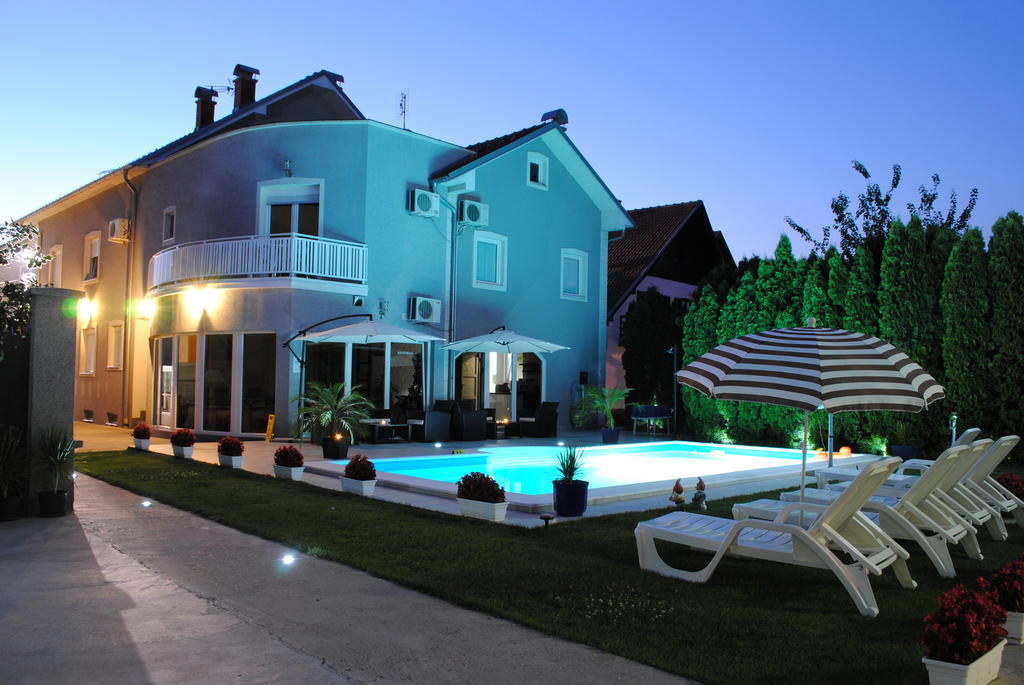 Vila Delux Negotin Exteriör bild