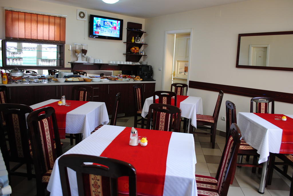 Vila Delux Negotin Restaurang bild
